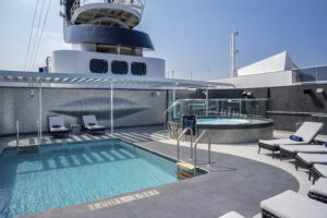 MSC Yacht Club Sundeck & Pool | ©MSC Cruceros