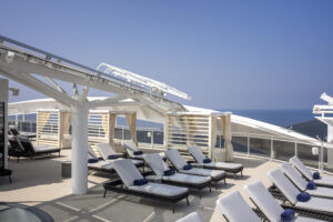 MSC Yacht Club Sundeck & Pool | ©MSC Cruceros