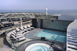 MSC Yacht Club Sundeck & Pool | ©MSC Cruceros