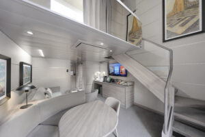 Yacht Club Duplex Suite con hidromasaje (MSC World Europa) | ©MSC Cruceros