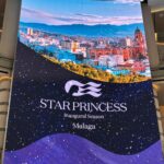 Detalle de The Piazza, el corazón social del Star Princess.