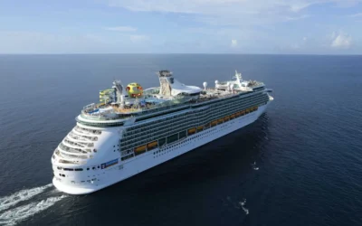 EL MARINER OF THE SEAS REANUDA SU ACTIVIDAD TRAS SU PASO POR DIQUE SECO Y ANTICIPA EL DESEMBARCO EN EUROPA PARA 2027