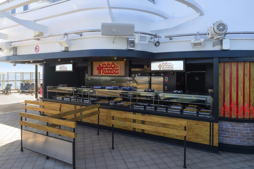 puesto de comida red cactus bbq ribs en el crucero msc seashore