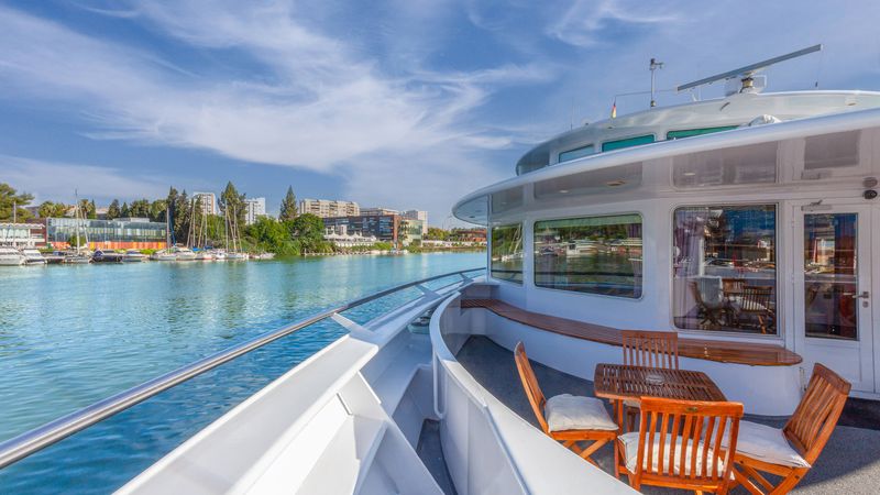 terrasse5 MS la belle de cadix seville guadalquivir